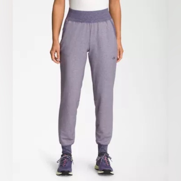 Like New The North Face Juniper Basin Joggers - Size Small - Picture 1 of 7